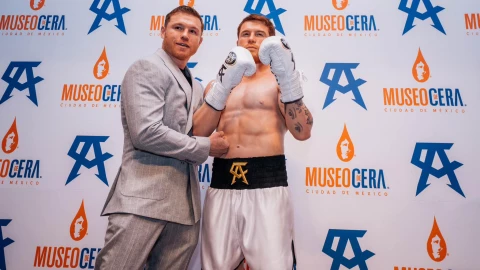 ¡Son idénticos! El Museo de Cera estrena figura del Canelo Álvarez