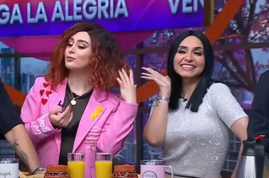 De la misma forma, Viviann y Jimena optaron por pelucas cortas, una rojiza y la otra negra. Ambas se veían muy bien y totalmente diferente a lo que nos tienen acostumbrados. | Fotos: INSTAGRAM / @vengalaalegria