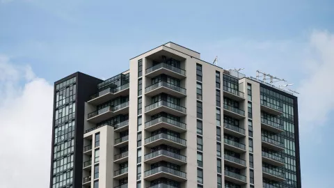 Joven conductora salta al vacío tras intento de robo en su casa.jpg