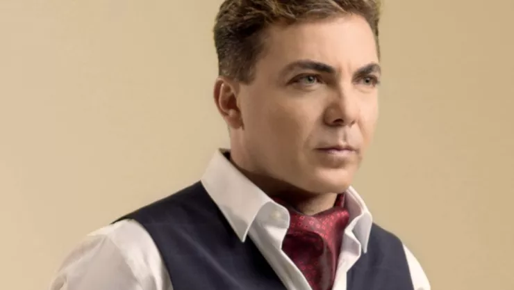 Cristian Castro ama no hacer nada