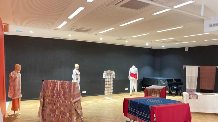 Arte textil mexicano en Francia