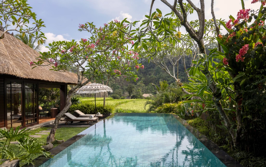 Mandapa, el eco resort de lujo que ofrece una experiencia de relajación profunda y bienestar