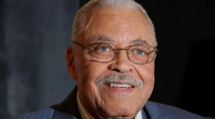 ¿De qué murió James Earl Jones, famoso que dio vida a Darth Vader en Star Wars?