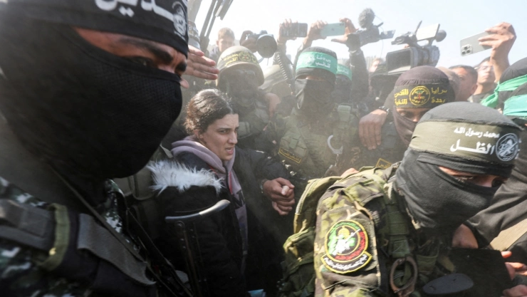 Hamás liberó a tres rehenes originarios de Israel.