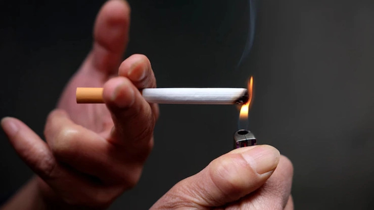 Coepris prohíbe exhibir cajetillas de cigarro en Baja California