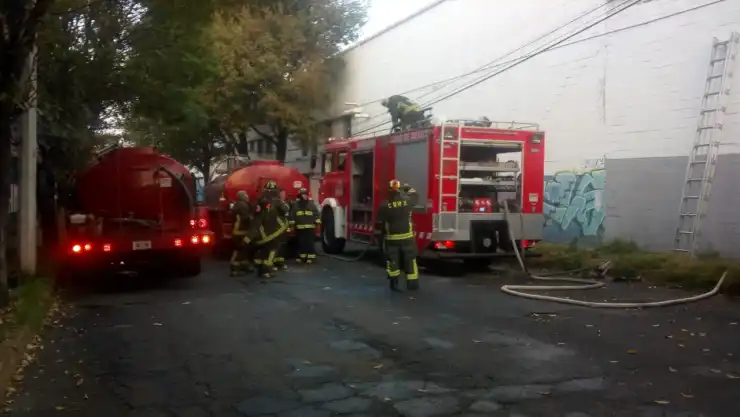 INCENDIO-IZTAPALAPA-DOMINGO.jpg