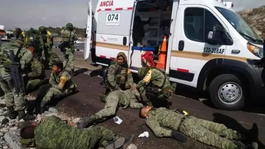 Camión de militares a barranco (8).jpeg