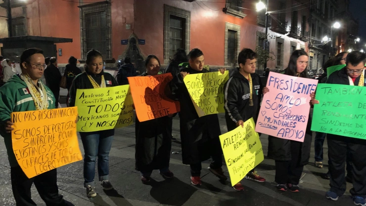 Manifestaciones frente a Palacio Nacional