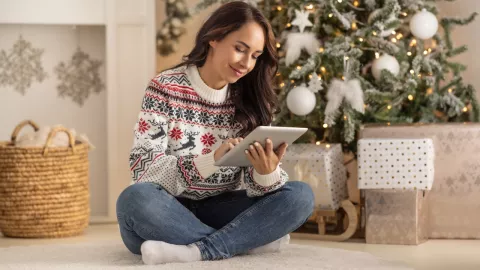 Taxista roba regalos de Navidad