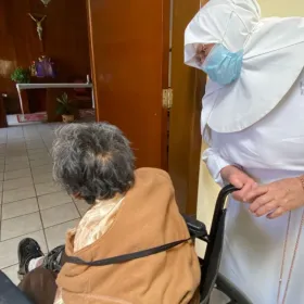 Después de charlar con A Quien Corresponda, Angelita cambió sus días al trasladarla a un lugar en donde sin duda vivirá mejor.
