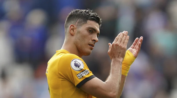 Raúl Jiménez, delantero de los Wolves