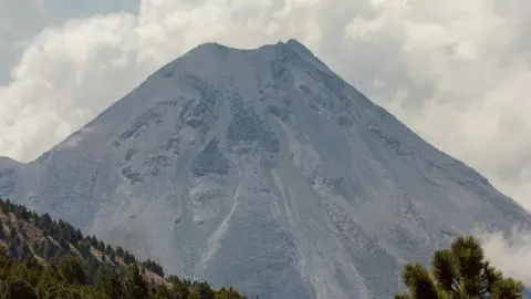 VOLCAN DE COLIMA_PEXELS_LESLIE DEL MORAL
