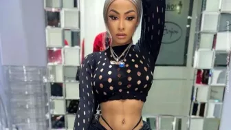 Yailin en la cocina..jpg