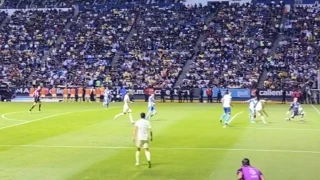 Gran atajada del portero Antony Silva