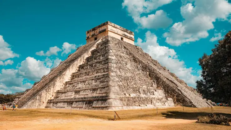UNAM investigará el interior de la pirámide Kukulcán con “rayos cósmicos” en Chichén Itzá
