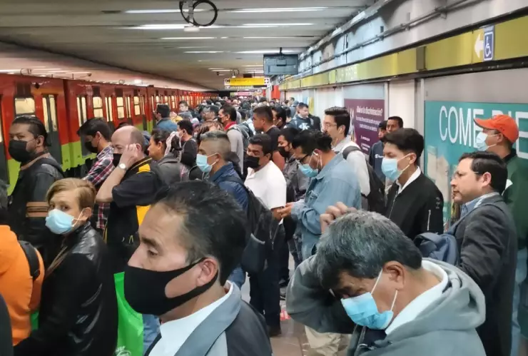 Retrasos en Línea 3 del Metro CDMX