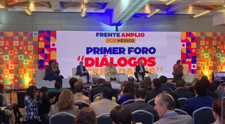 Foro frente.jpeg
