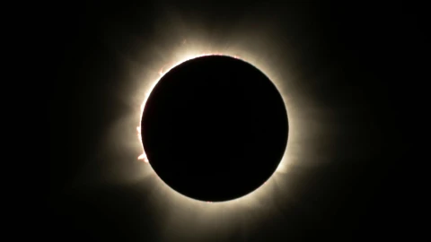 en-dónde-se-podrá-apreciar-eclipse-anillo-de-fuego-en-méxicp-conoce-horas-exactas-portada