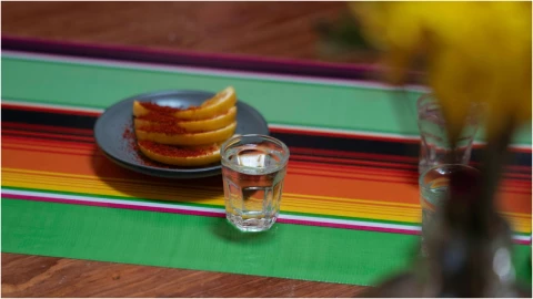 ¿El mezcal es de Oaxaca o de Aguascalientes_ Esto se sabe sobre su origen