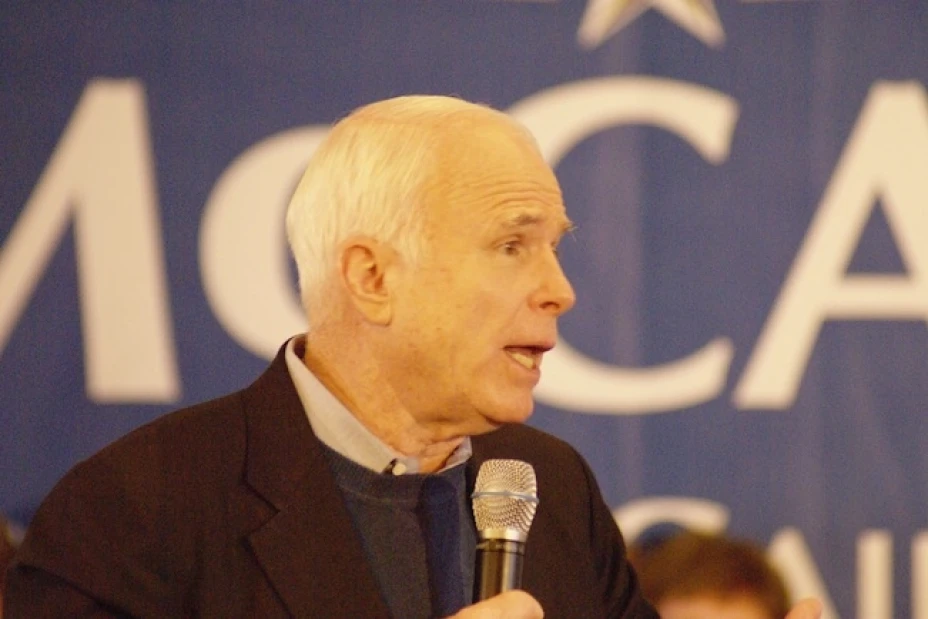 McCain también elogió el discurso esta semana del presidente Barack Obama sobre Trayvon Martin y la discriminación racial