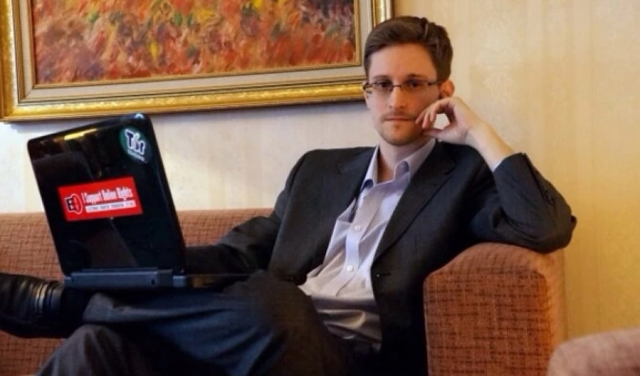 El ex analista de la Agencia Central de Inteligencia (CIA por sus siglas en inglés) indicó qué apps podrían proteger a dispositivos móviles de espionaje