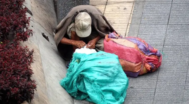 indigente-envenenado.jpg