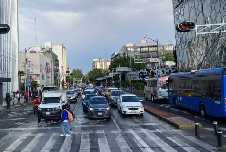 Hoy No Circula sabatino 12 de abril 2025