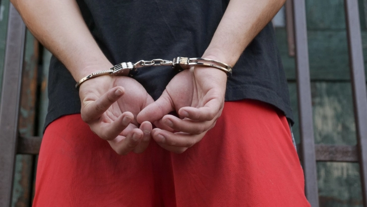 adolescente pistola de juguete eu