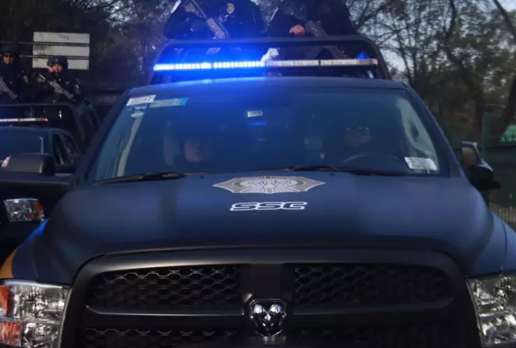 Detienen a dos personas por robo a transporte de carga