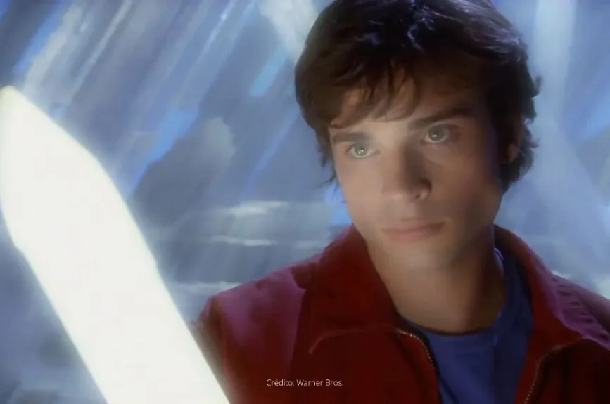 clark-kent-smallville-actor (1).jpg