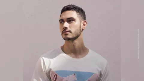 La invitan a la fuerza a los tacos, conoce a Alejandro Speitzer. (FOTOS)