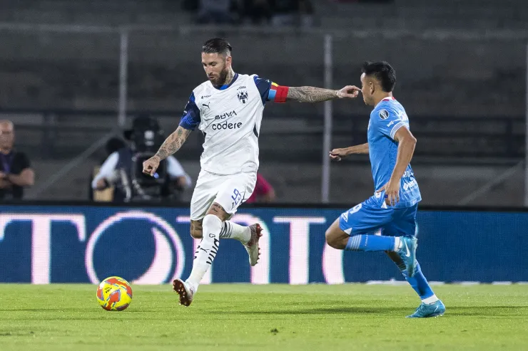 sergio ramos en partido cruz azul rayados jornada 11