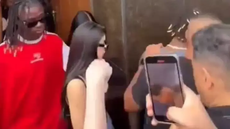 ¿Romance entre Vinicius Jr. y Kenia Os_ Es VIDEO los delataría