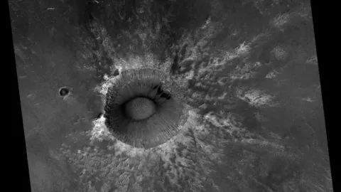 Marte, cráter, NASA a.jpg