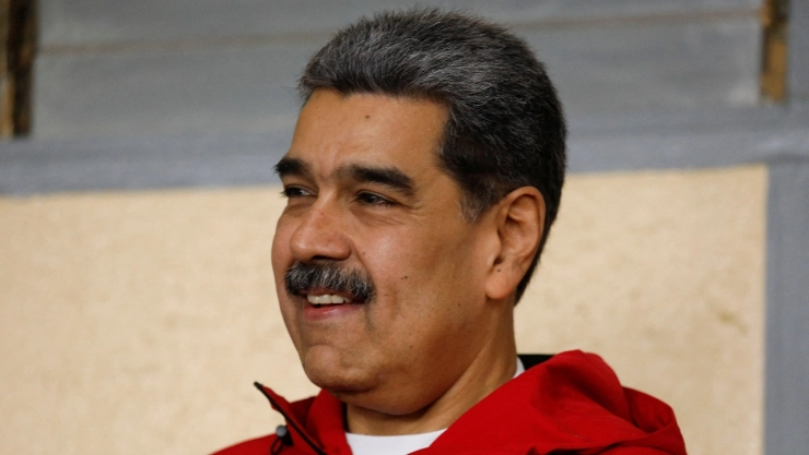 Fanatismo, represión y privilegios: razones que explican por qué millones aún justifican dictaduras en distintas partes del mundo.