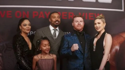 Así aparece en el trailer de Creed III junto a Michael B. Jordan y su esposa