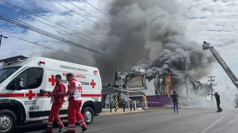 Incendio en plaza de Culiacán