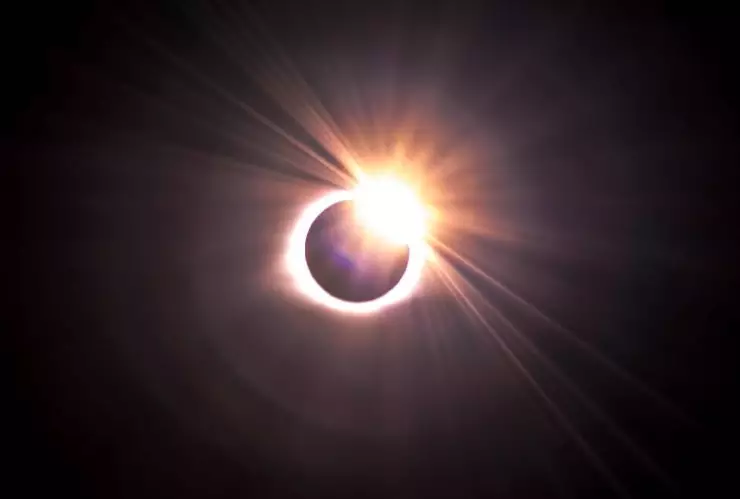 Un gran eclipse total de sol será visto en México el 8 de abril del 2024.