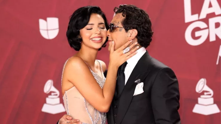 Ángela Aguilar se lució el lujoso regalo que le dio a Christian Nodal por su cumpleaños 27