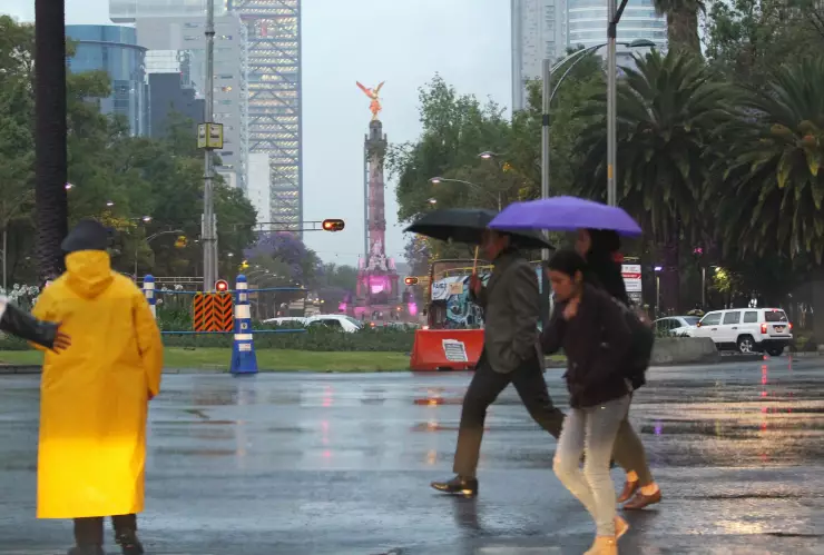 LLUVIA GENERALIZADA EN LA CIUDAD DE MÉXICO