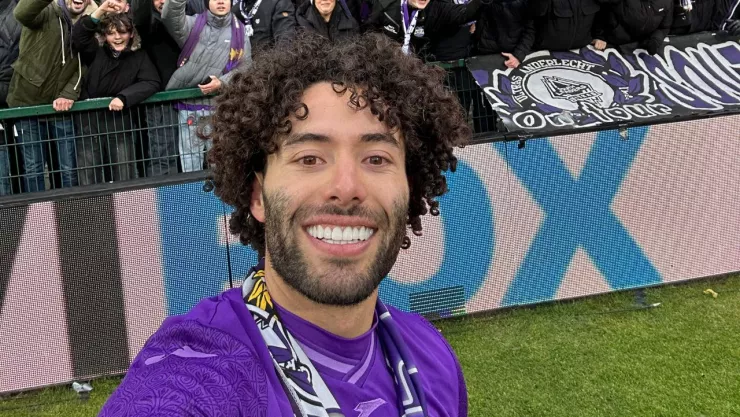 Primer gol en Europa para César Chino Huerta