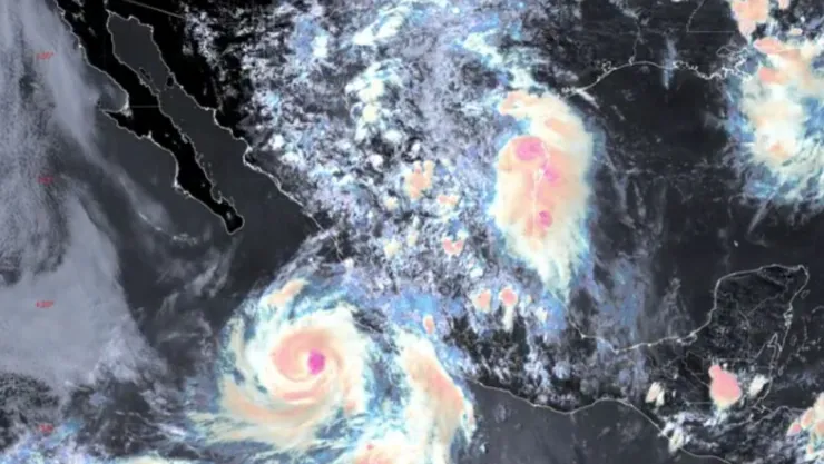 Mapa satelital del huracán “Flossie” en México.