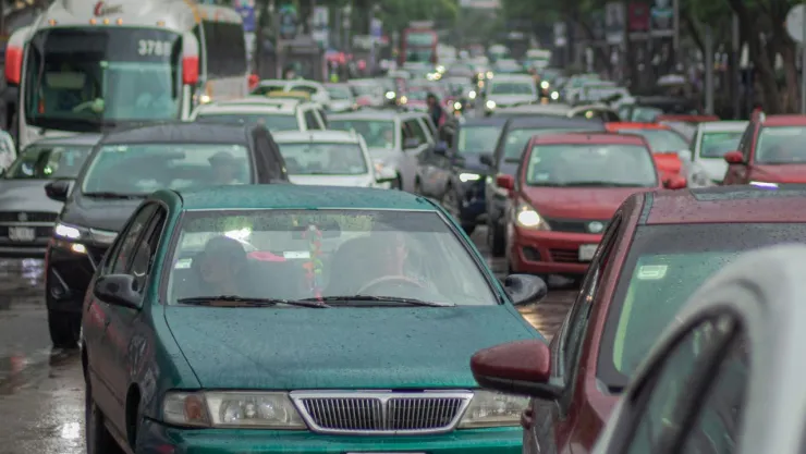 Estos son los carros a los que multarán por no tener la verificación vehicular en octubre 2024