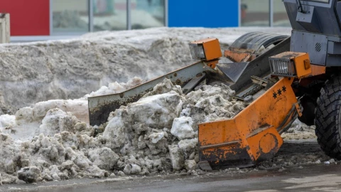 Hombre muere atropellado por una máquina quitanieves.png