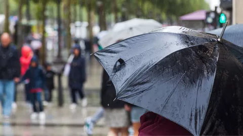 a qué hora va a llover hoy en Guadalajara