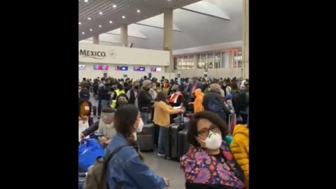 aeropuerto cdmx covid 19.jpg