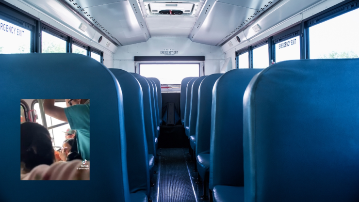 hombre y mujer pelean en un microbús en Monterrey por un asiento.jpg