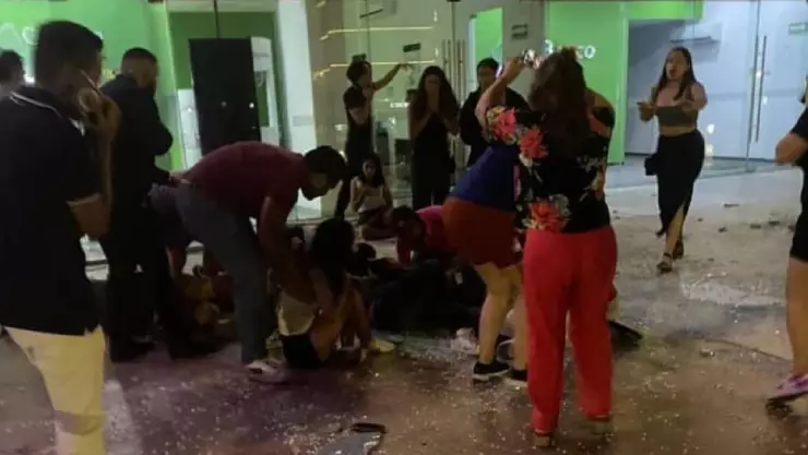 Tragedia en SLP_ Desplome mortal en antro donde se presentaría un Youtuber.jpg