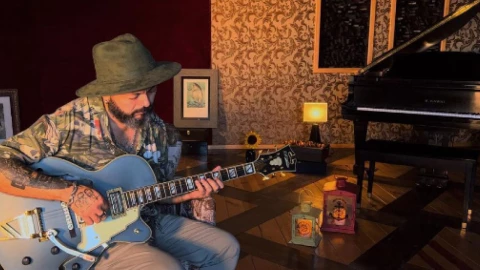 Edgar Oceransky llega a Puebla para enamorar con su trova