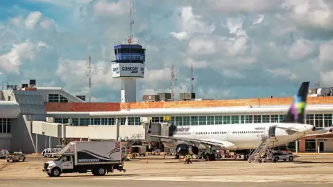 ¿Fuertes vientos en Quintana Roo afectan los vuelos? Esto debes saber